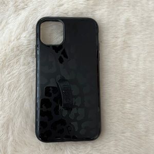 iPhone 11 Black Cheetah Loopy Case